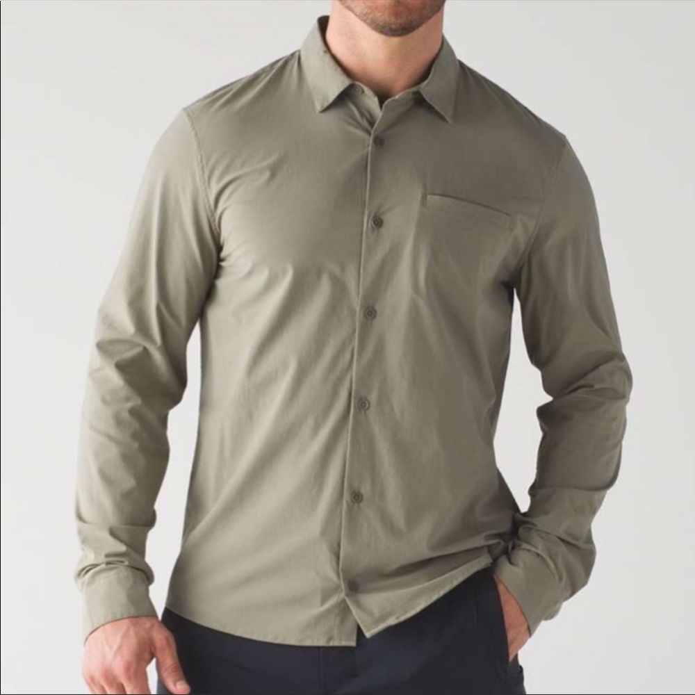 Lululemon Athletica Off The Chain Buttondown In Uniform Fatigue Size Small